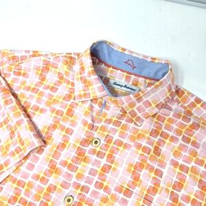 Tommy Bahama Men's Short Sleeve Silk‎ Poly Shirt Abstract Pink Peach Size Med.